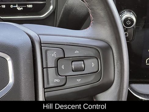 Used 2025 GMC Sierra 2500 AT4X image 17