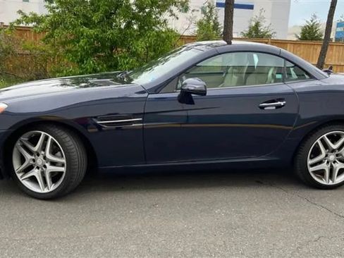 Used 2014 Mercedes-Benz SLK 250 image 5