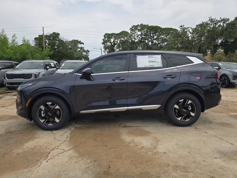 New 2026 Kia Sportage LX FWD image 5