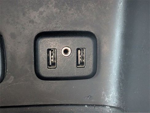 Used 2019 GMC Acadia SLT image 22