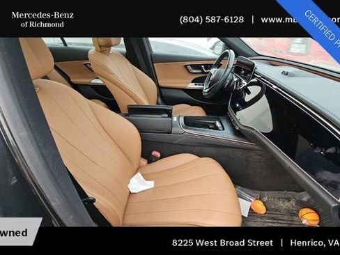 Used 2025 Mercedes-Benz E 350 4MATIC Sedan image 6