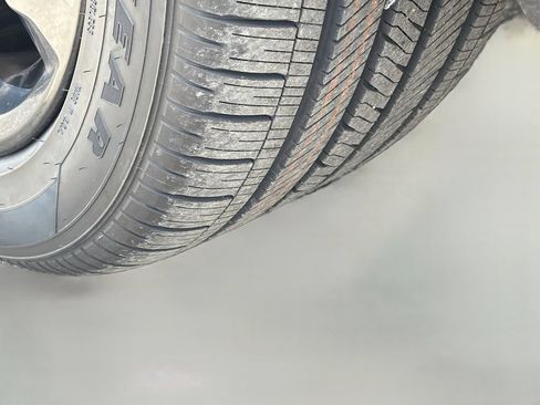 Used 2023 Ford Explorer ST w/ Equipment Group 401A AWD/4WD image 46