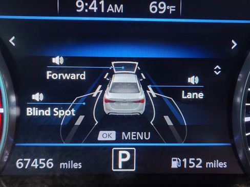Used 2020 Nissan Sentra SR w/ Electronics Package FWD image 30