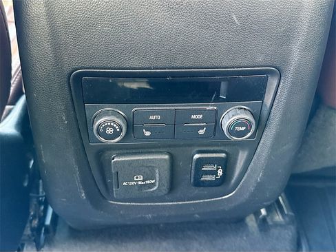 Used 2018 Buick Enclave Avenir image 25