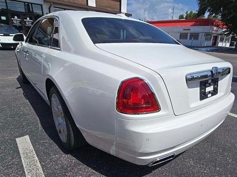 Used 2012 Rolls-Royce Ghost Extended Wheelbase RWD image 3