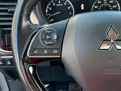 Used 2020 Mitsubishi Outlander SEL image 18