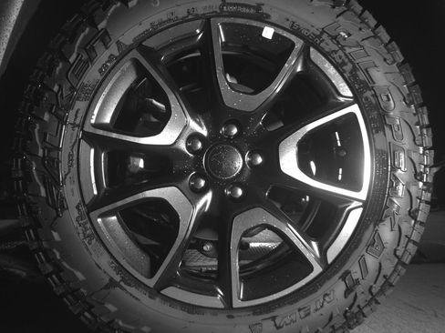 Used 2025 Jeep Compass Trailhawk AWD/4WD image 14