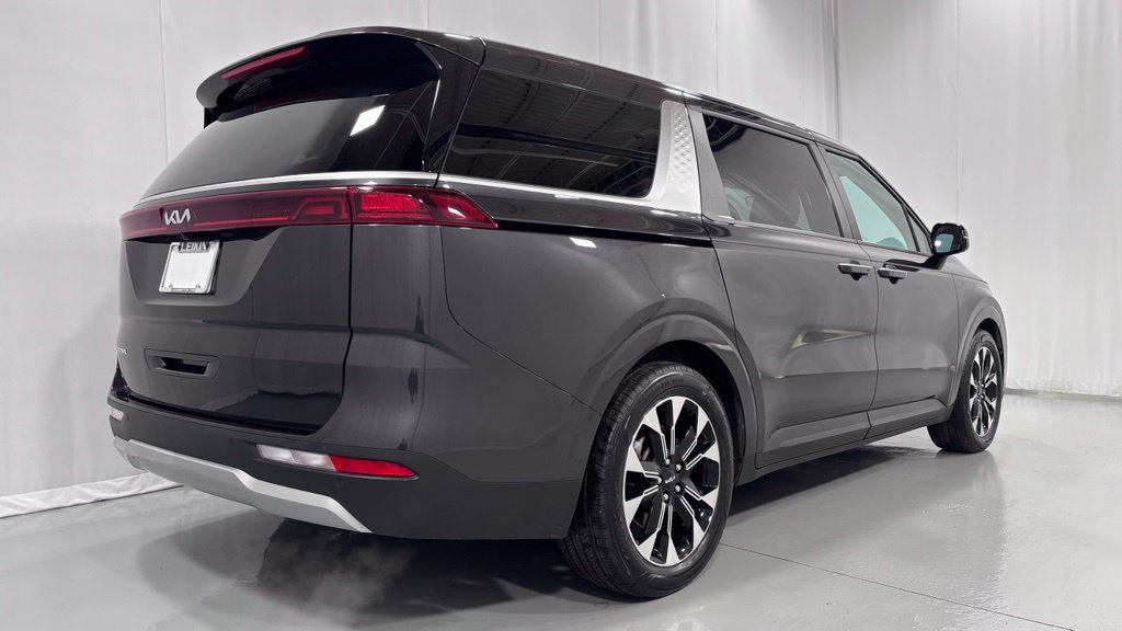 Used 2024 Kia Carnival EX FWD image 6