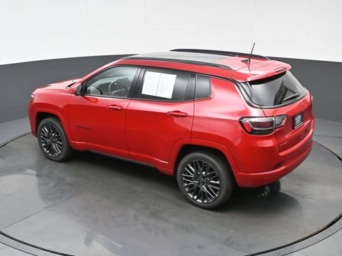Used 2022 Jeep Compass Limited w/ (RED) Package AWD/4WD image 37