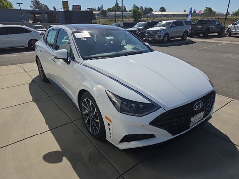 Used 2023 Hyundai Sonata Limited FWD image 7