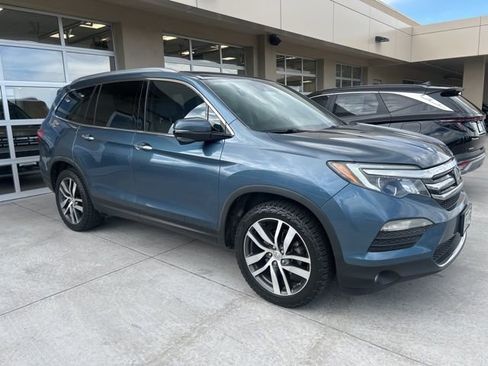 Used 2016 Honda Pilot Touring image 2