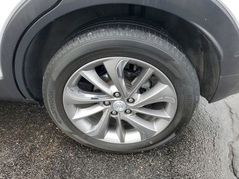 Used 2022 Buick Encore GX Essence w/ Advanced Technology Package image 34