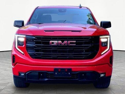 Used 2023 GMC Sierra 1500 Elevation AWD/4WD image 2