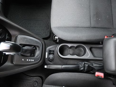 Used 2018 Ford Transit Connect XL image 18