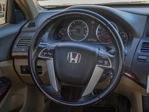 Used 2009 Honda Accord EX-L image 32