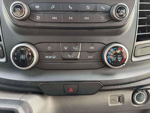 Used 2024 Ford Transit 250 Low Roof w/ Exterior Upgrade Package image 26