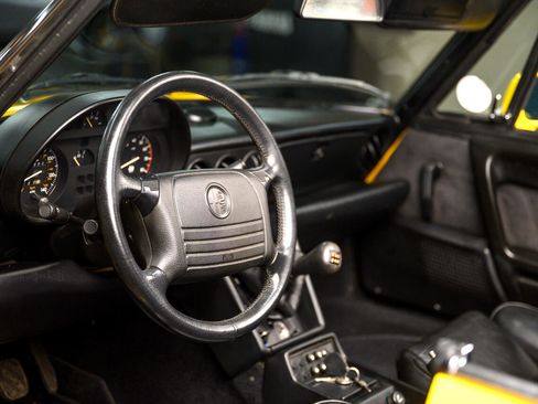 Used 1992 Alfa Romeo Spider Veloce image 24