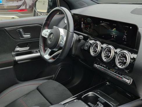 Certified 2023 Mercedes-Benz GLA 250 image 11