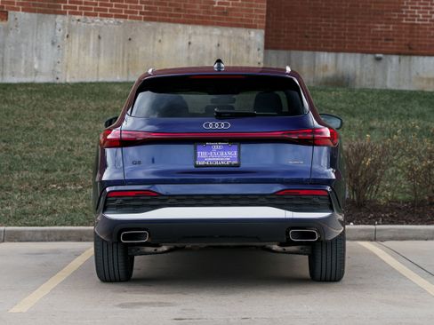 Certified 2025 Audi Q5 Premium w/ Convenience Package image 29