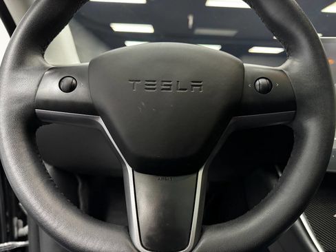 Used 2020 Tesla Model Y Performance image 20