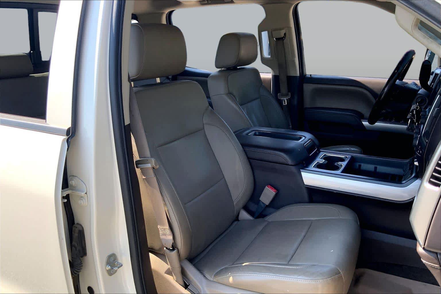 Used 2014 Chevrolet Silverado 1500 LTZ Z71 w/ LTZ Plus Package AWD/4WD image 8