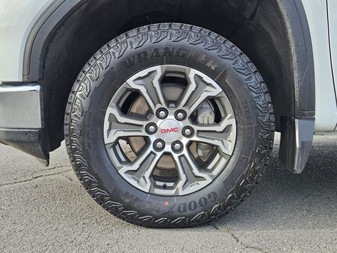 Used 2024 GMC Sierra 1500 SLE w/ Preferred Package AWD/4WD image 14