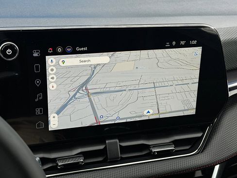 New 2026 Chevrolet Equinox RS w/ LPO, Floor Liner Package image 19