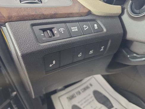 Used 2017 Hyundai Santa Fe Limited image 15