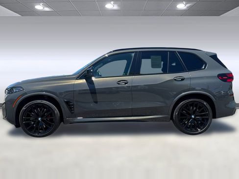 Used 2024 BMW X5 M60i AWD/4WD image 2
