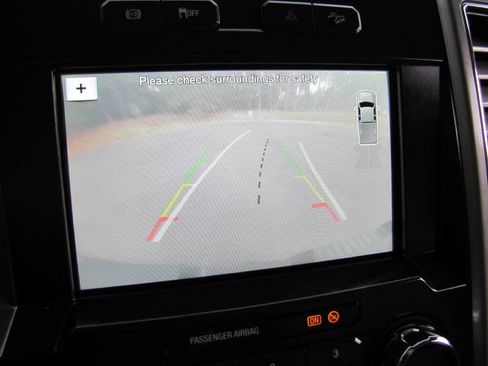 Used 2017 Ford F250 Lariat w/ Lariat Value Package image 48