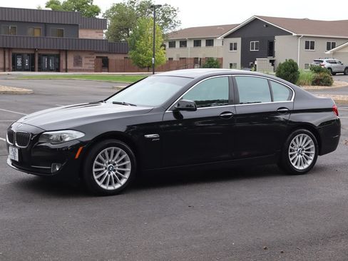 Used 2011 BMW 535i xDrive Sedan AWD/4WD image 10