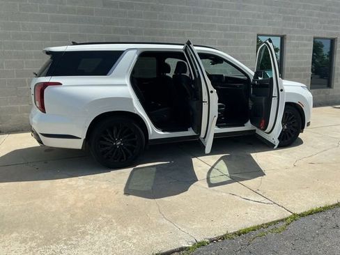 Used 2025 Hyundai Palisade Calligraphy AWD/4WD image 14