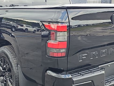 Used 2026 Nissan Frontier SV w/ Tow Package RWD image 37