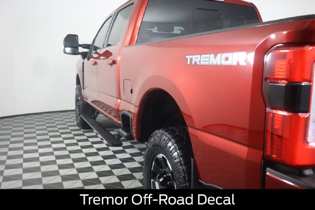 Certified 2025 Ford F250 Platinum w/ Tremor Off-Road Package AWD/4WD image 30