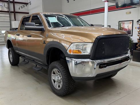 Used 2012 RAM 2500 ST w/ Chrome Appearance Group AWD/4WD image 1
