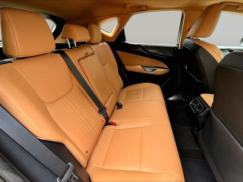 Used 2024 Lexus NX 250 FWD image 20