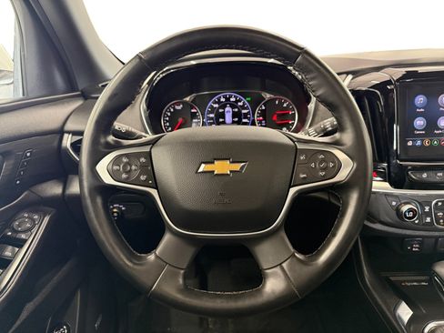 Used 2023 Chevrolet Traverse High Country AWD/4WD image 16