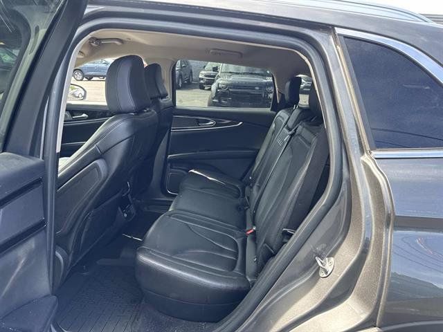 Used 2023 Lincoln Nautilus AWD w/ Premium Package image 8
