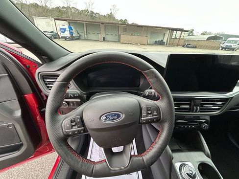 Used 2025 Ford Escape ST-Line Elite image 31