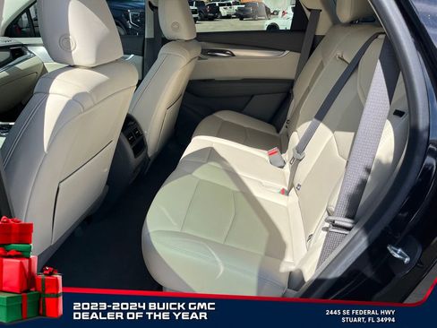 Used 2021 Cadillac XT5 Premium Luxury image 11