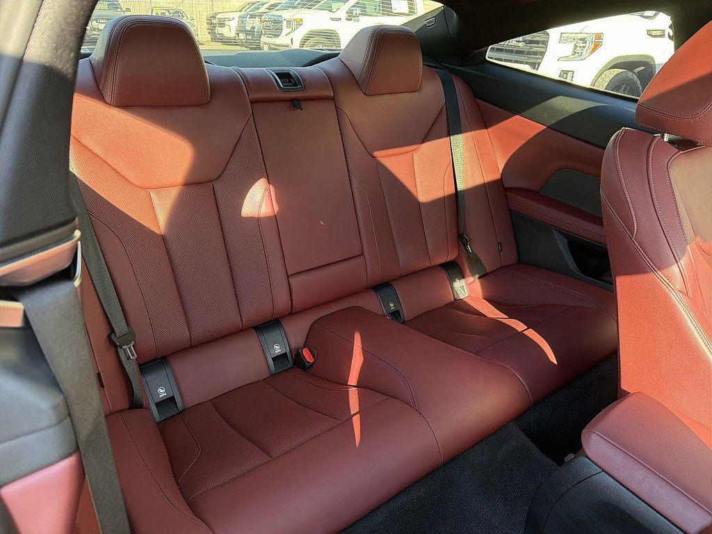 Used 2024 BMW M440i Coupe w/ Premium Package RWD image 27