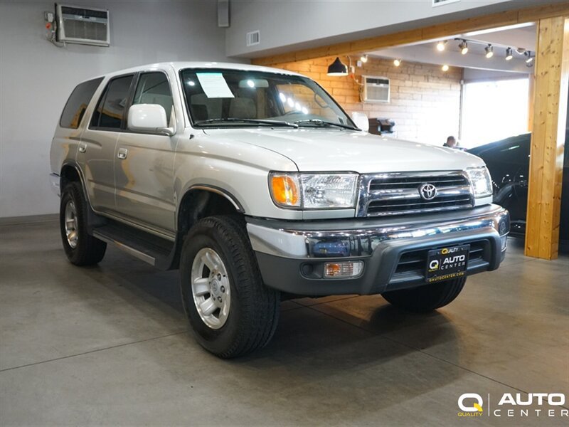 Used 1999 Toyota 4Runner SR5 AWD/4WD image 3