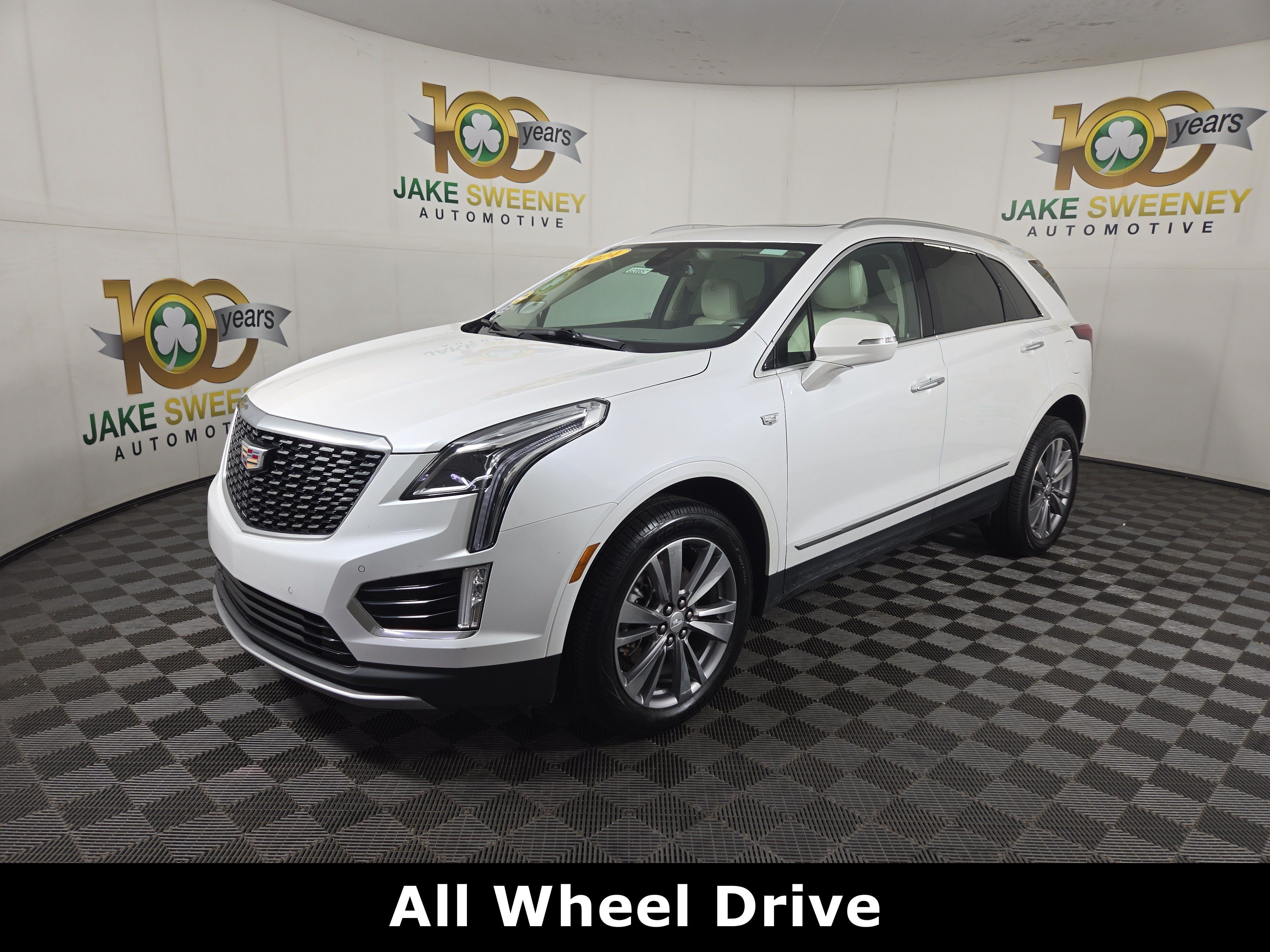 Used 2024 Cadillac XT5 Premium Luxury AWD/4WD image 3
