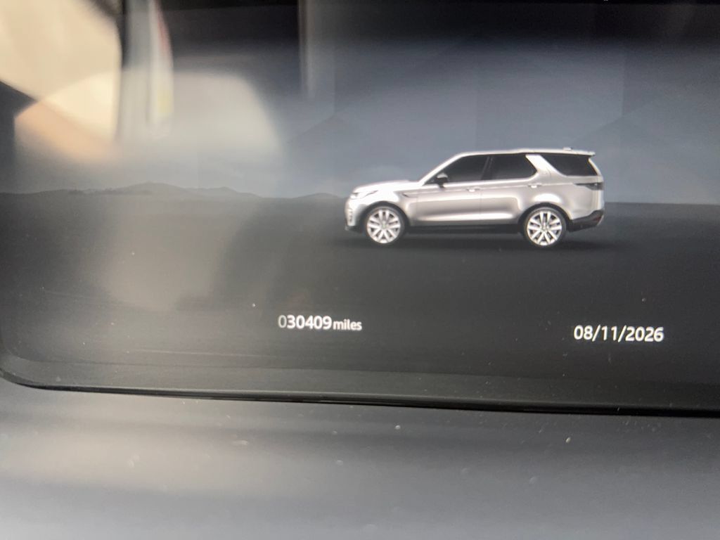 Used 2025 Land Rover Discovery S AWD/4WD image 65