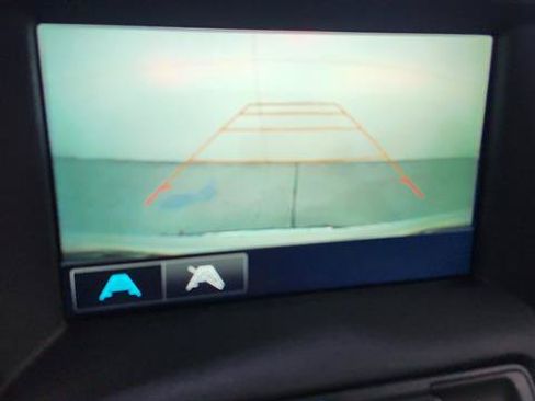 Used 2019 GMC Acadia SLE FWD image 15