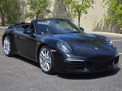 Used 2016 Porsche 911 Carrera S RWD image 4