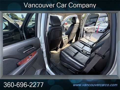 Used 2013 Chevrolet Tahoe LT w/ Luxury Package AWD/4WD image 16