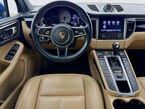 Certified 2018 Porsche Macan S AWD/4WD image 23