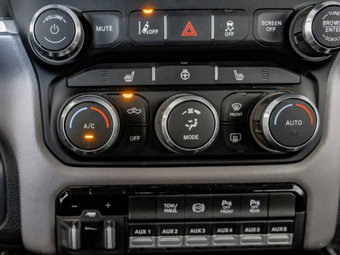 Used 2022 RAM 3500 Big Horn w/ Level C Equiment Group AWD/4WD image 25