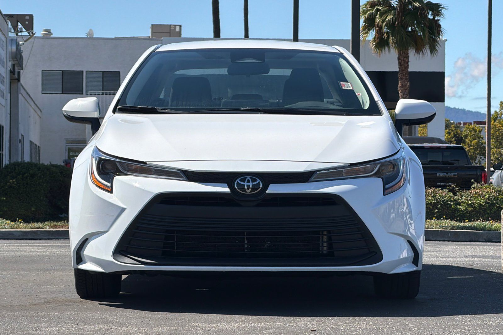 Used 2025 Toyota Corolla LE FWD image 10